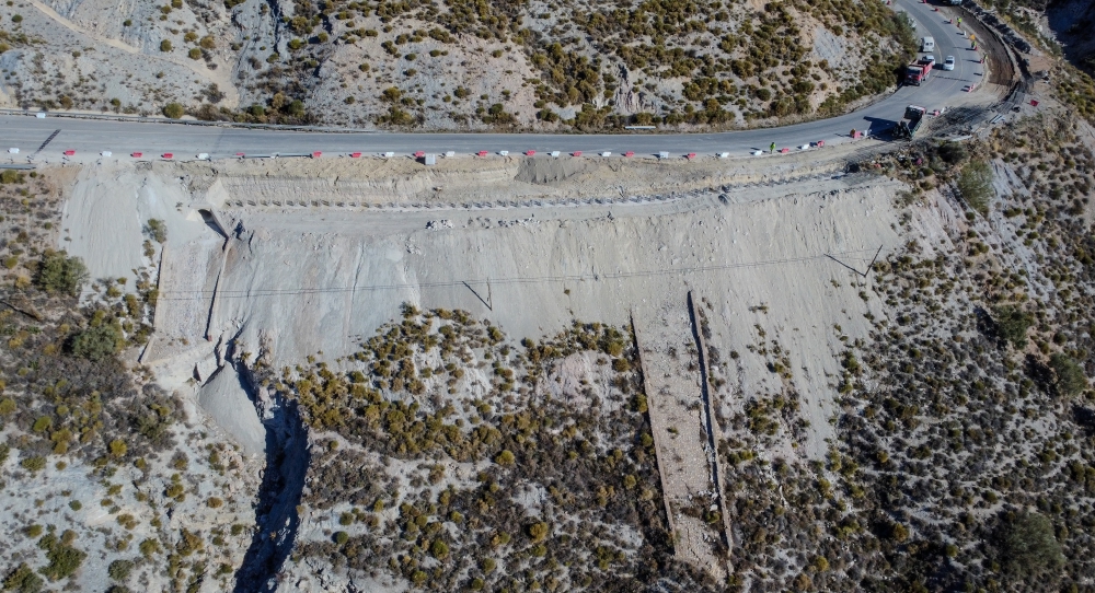 Obras de emergencia en la carretera A-348