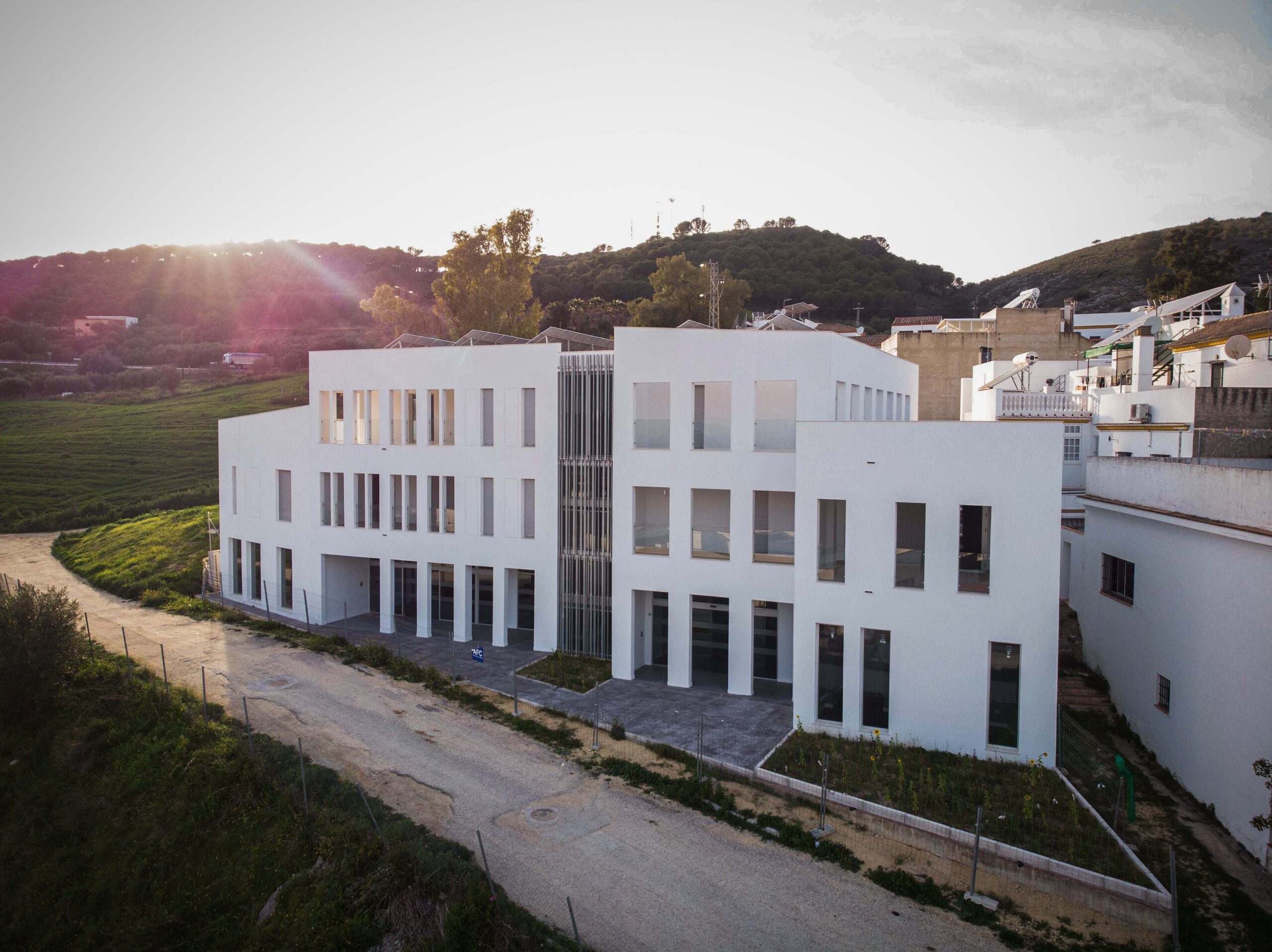 Residencia De Mayores Bornos Fachada Exterior 11zon